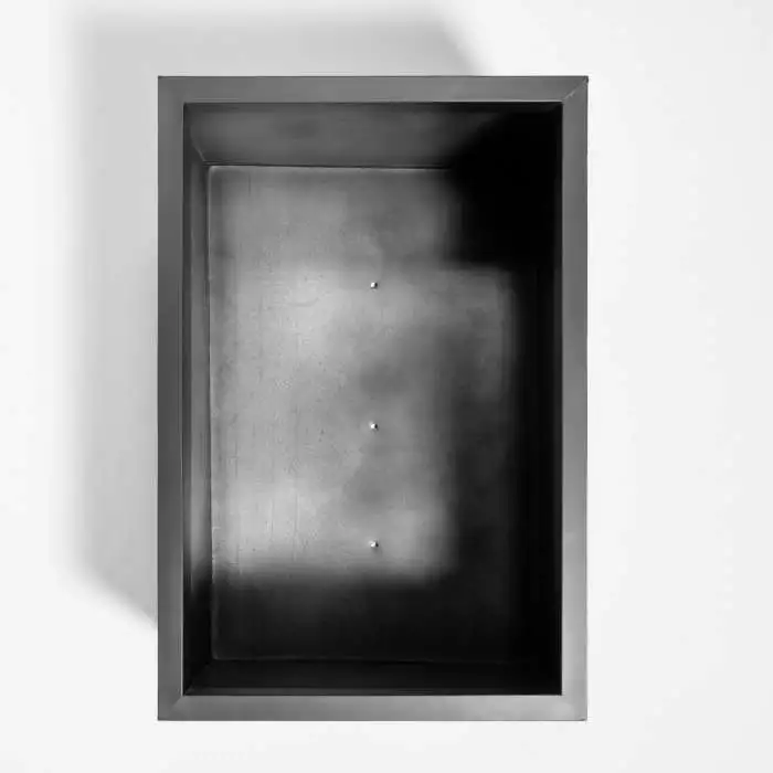 75cm Zinc Galvanised Black Trough 4 75cm Zinc Galvanised Black Trough - Image 2